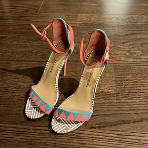 Chinese Laundry Sandals